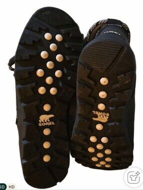 Womans Size 38.5 winter boot